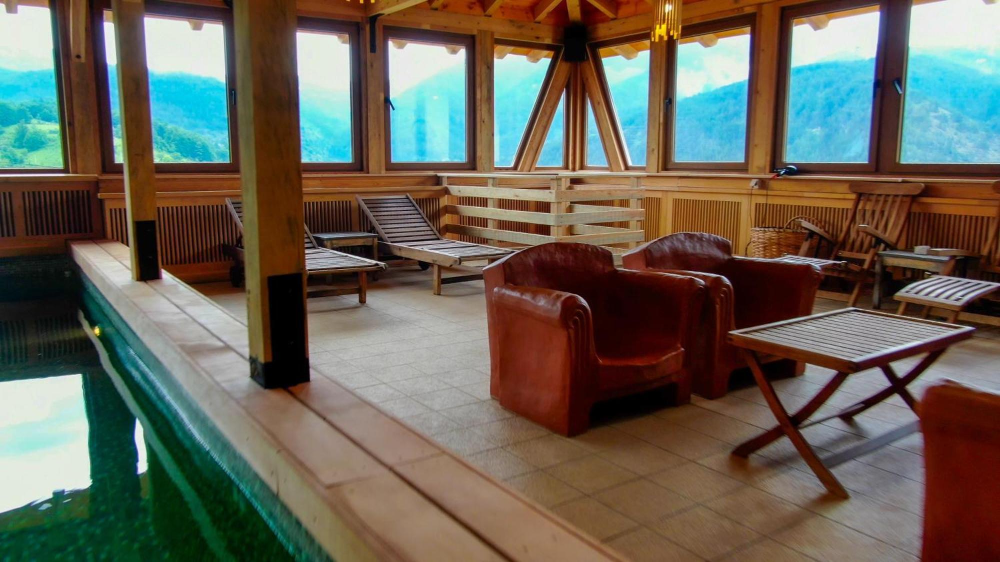 Mecavnik Resort موكرا غورا المظهر الخارجي الصورة