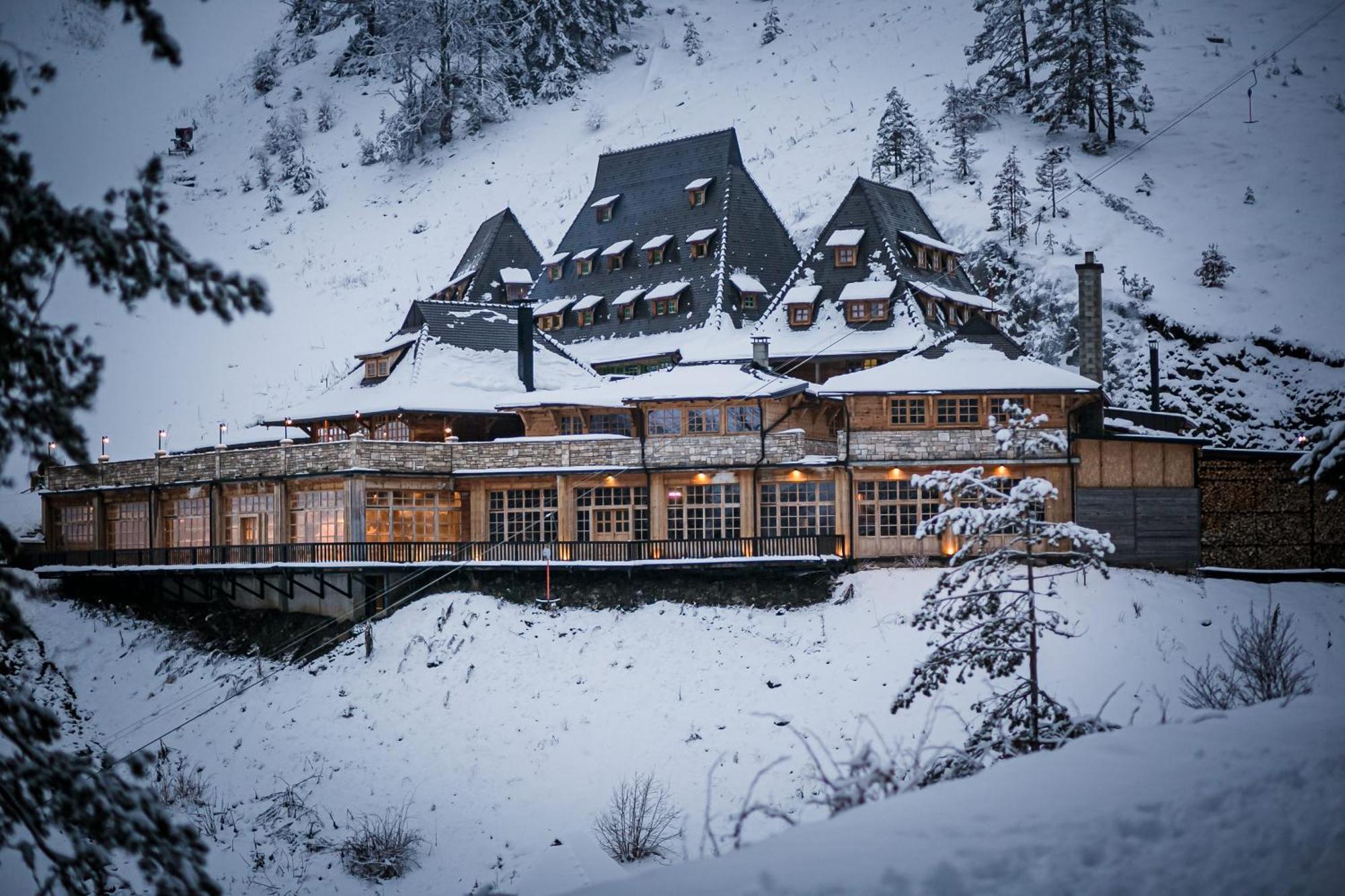 Mecavnik Resort موكرا غورا المظهر الخارجي الصورة