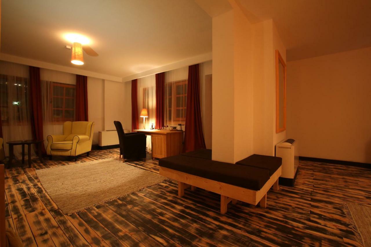 Mecavnik Resort موكرا غورا المظهر الخارجي الصورة