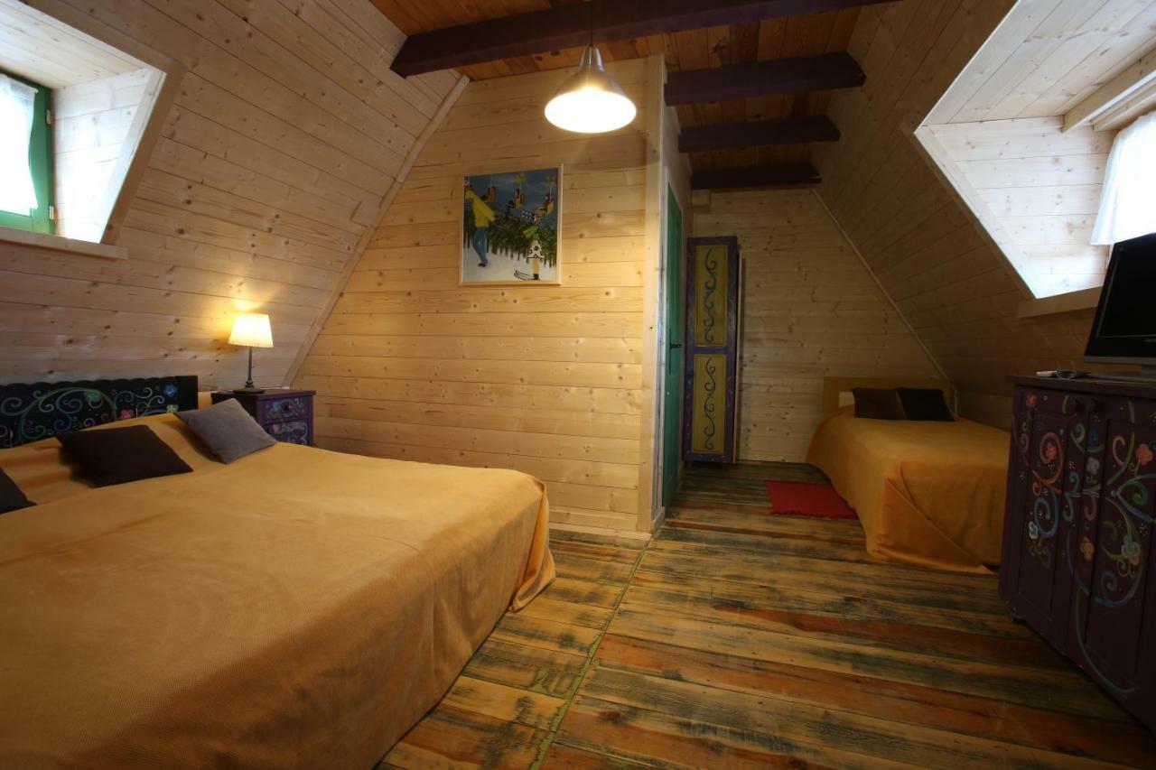 Mecavnik Resort موكرا غورا المظهر الخارجي الصورة
